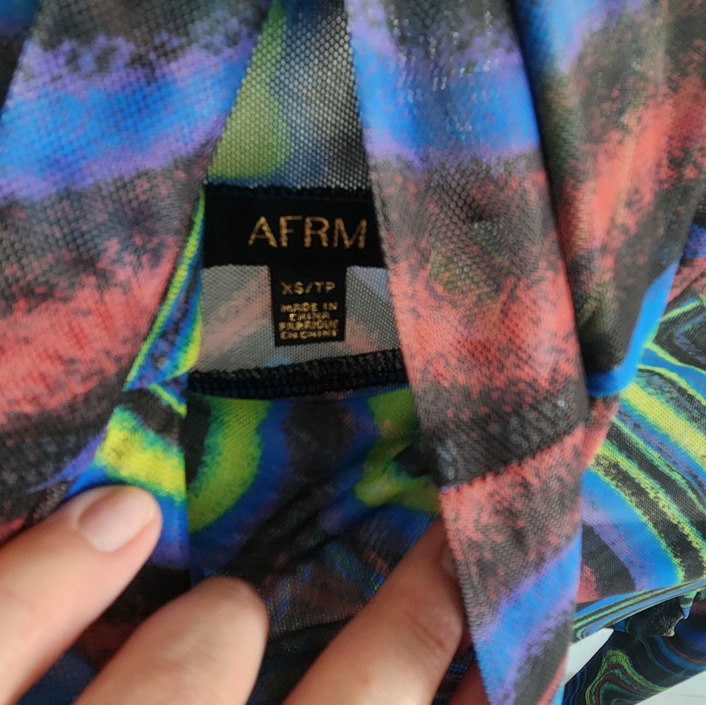 Multicolor Long Sleeve Top - Picture 2 of 3